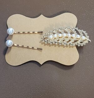 Elegant Pearl Leaf Hair Accessory Set